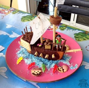 Gâteau d’anniversaire bateau pirate