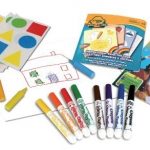 Crayola Mini Kids – 10570 – Kit de Loisir Créatif – coloriage et gommettes