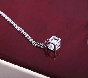 Pendentif Swarovski cube