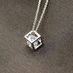 Pendentif Swarovski cube