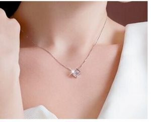 Cadeaux maman naissance : bijoux