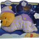 Disney Peluche Veilleuse Brille Dans la Nuit – Winnie Glow in the Dark  – 30 cm