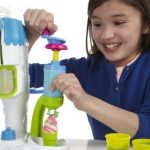 Play-Doh – A2104E240 – Pâte à Modeler – Le Méga Glacier Gourmand