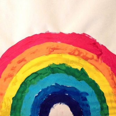 Activité peinture : l&rsquo;arc-en-ciel