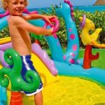 Piscine Disney Dinoland