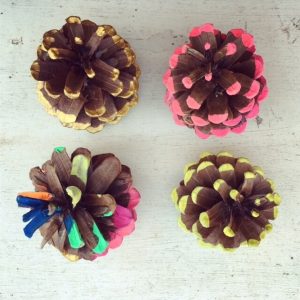 peinture pomme de pin