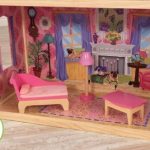 Maison De Poupée – Kayla