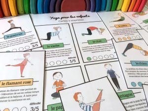 Yoga pour les enfants {avec les nouvelles cartes à télécharger}