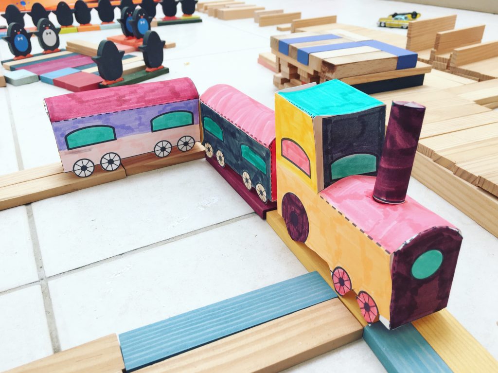 Train en papier à fabriquer