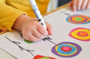 Collage : Des fleurs colorées pour le Printemps