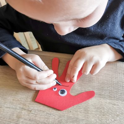 Des monstres mains pour Halloween