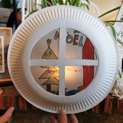 Activité créative : une fenêtre de Noël