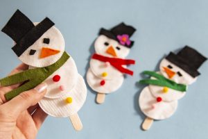 Mes petits bonhommes de neige marionnettes