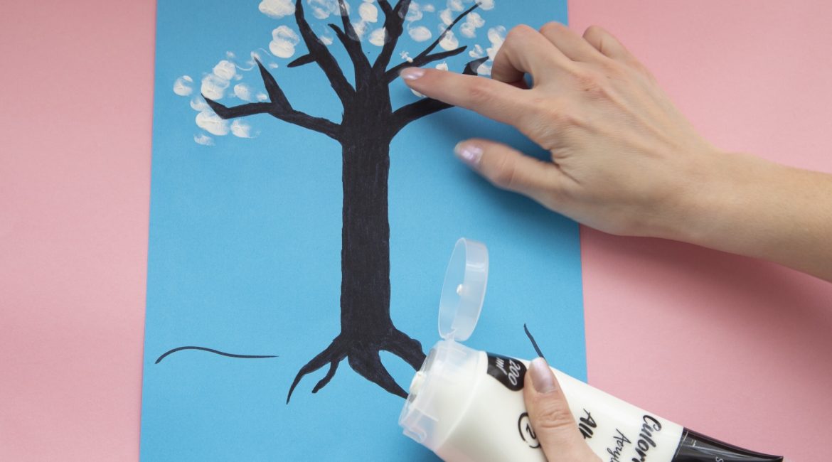 Activité automne arbre peinture au doigt – HappyAssMat