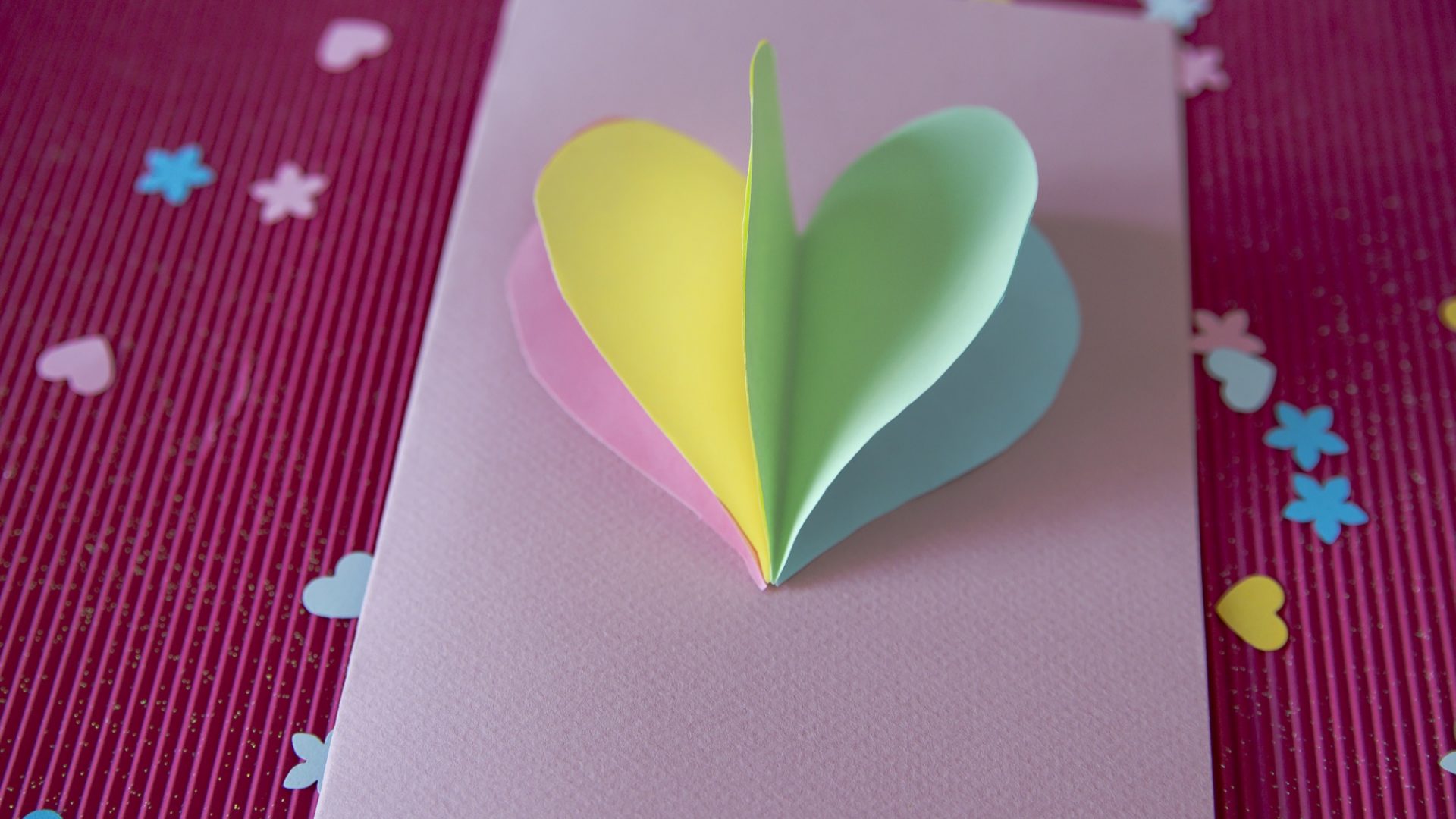 Pâques à la maison : chasse au trésor à imprimer - Un jour un jeu