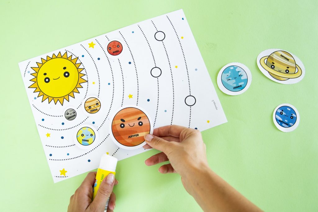 Système solaire à complèter