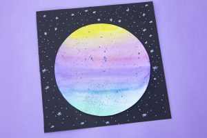 Bricolage de l’espace : ma planète en aquarelle