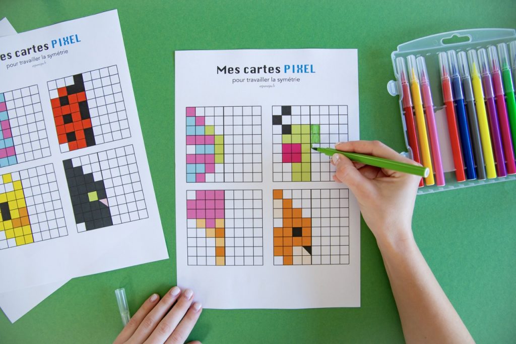Symétrie : cartes Pixel 2