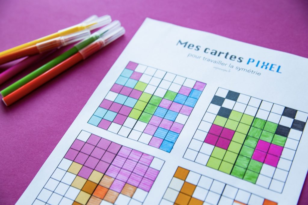Mes cartes Pixel pour travailler la symétrie