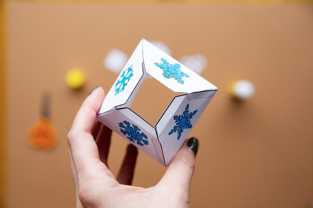 Ma jolie lanterne de Noël à fabriquer - étape 7