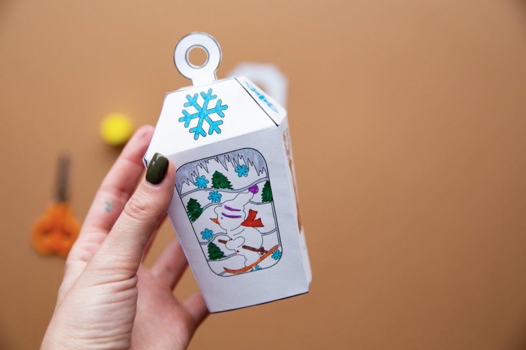 Ma jolie lanterne de Noël à fabriquer - étape 11