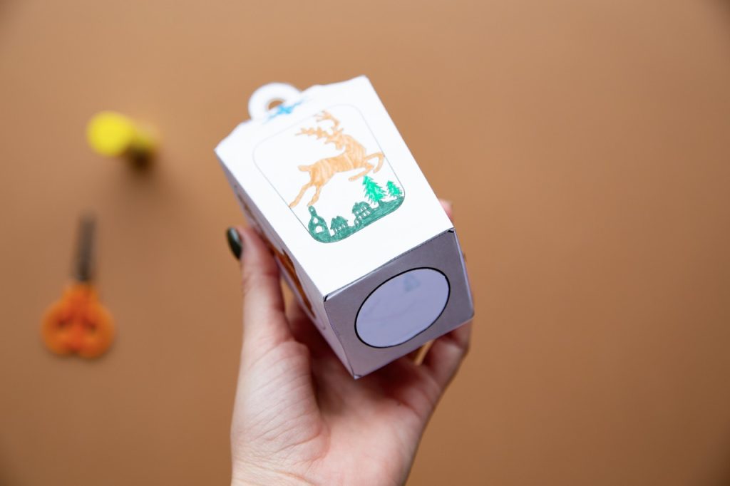 Ma jolie lanterne de Noël à fabriquer - étape 12