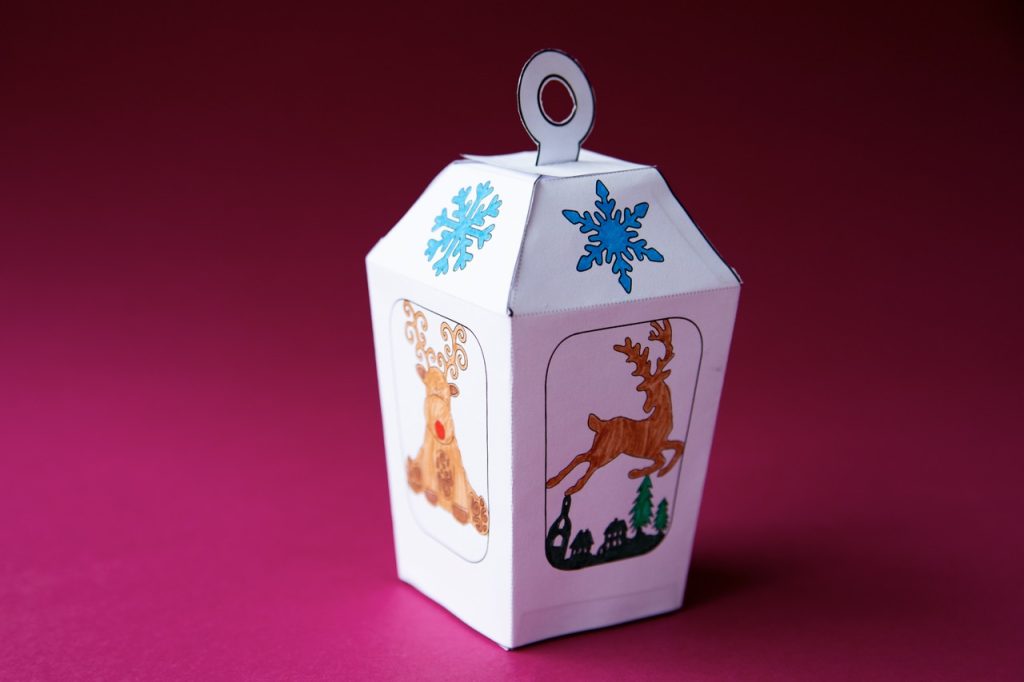 Ma jolie lanterne de Noël à fabriquer - terminée