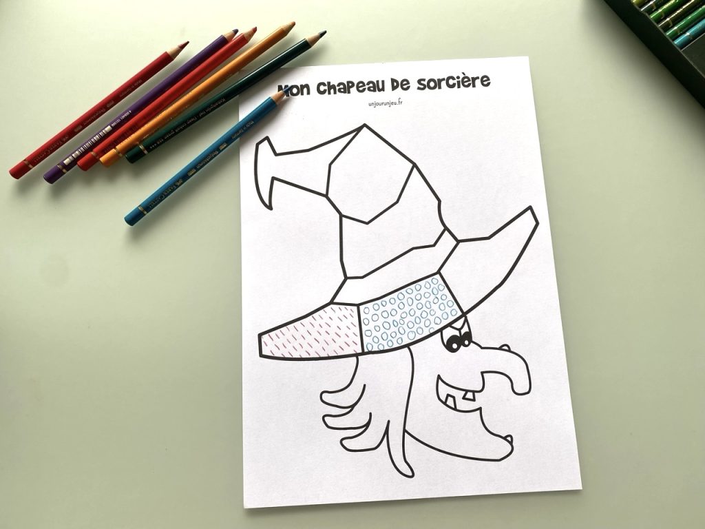Mon chapeau de sorcière à compléter avec des graphismes - 2