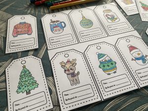 Mes étiquettes de Noël à colorier