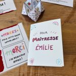 Carte surprise à gratter pour dire merci aux enseignants