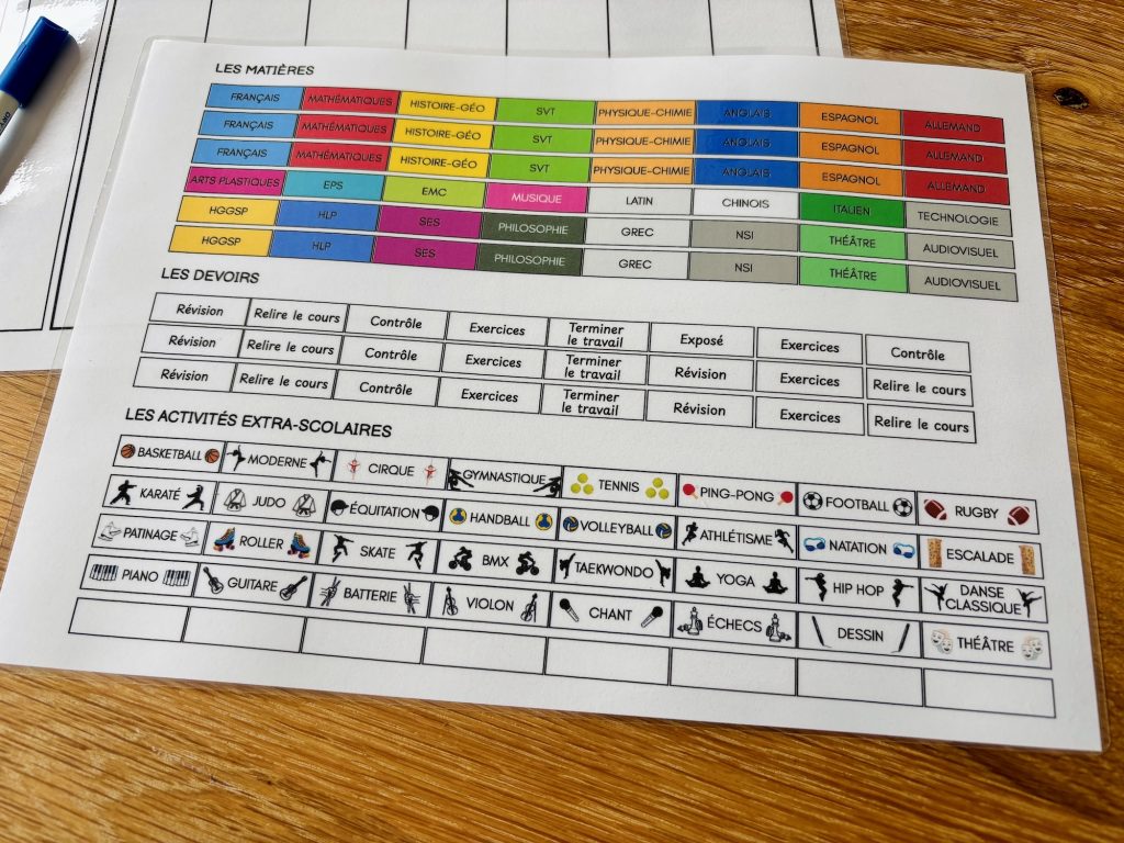 Tableau des devoirs et activités extra-scolaires