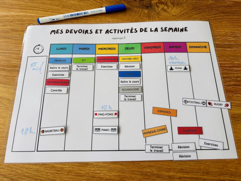 Tableau des devoirs et activités extra-scolaires