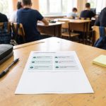 Kit de raccrochage discret : aider un élève qui décroche à revenir dans le travail